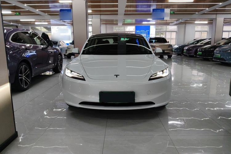 Used Tesla Model 3 2025 Model Revised Rear-Wheel-Drive Version
