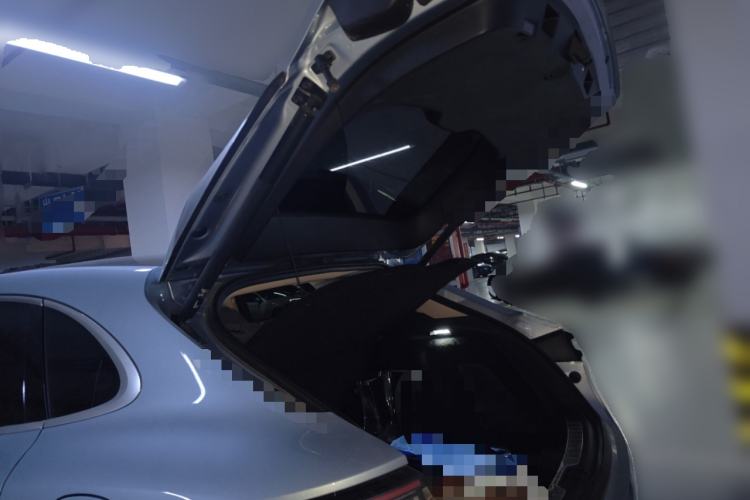 Used Hima AITO M5 2023 Extended-Range Rear-Drive Standard Version Trunk