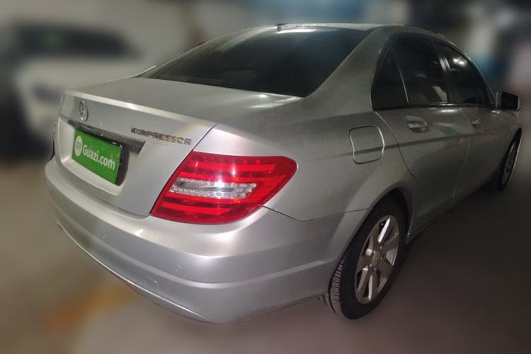 Used Mercedes-Benz C-Class 2011 C 180K Classic model