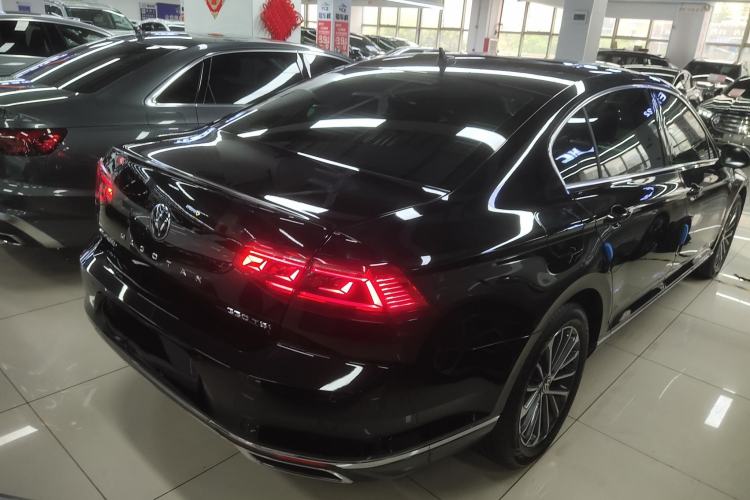 Used Volkswagen Magotan 2020 330TSI DSG Luxury Edition