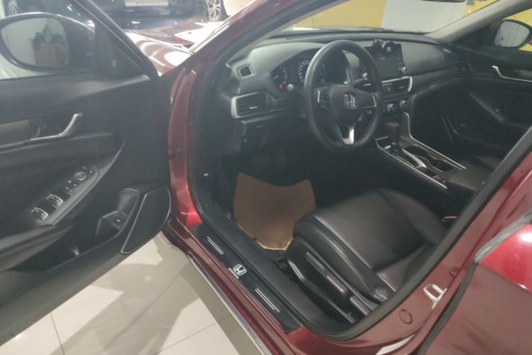 Used Honda Accord 2018 230TURBO Comfort Version National V
