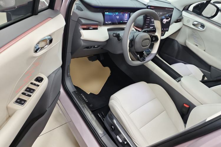 Used Lynk & Co 06 EM-P 2025 EM-P 126 Long-Range Halo