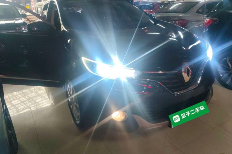 Used Renault Kadjar 2017 2.0L Two-Wheel-Drive Leading Edition