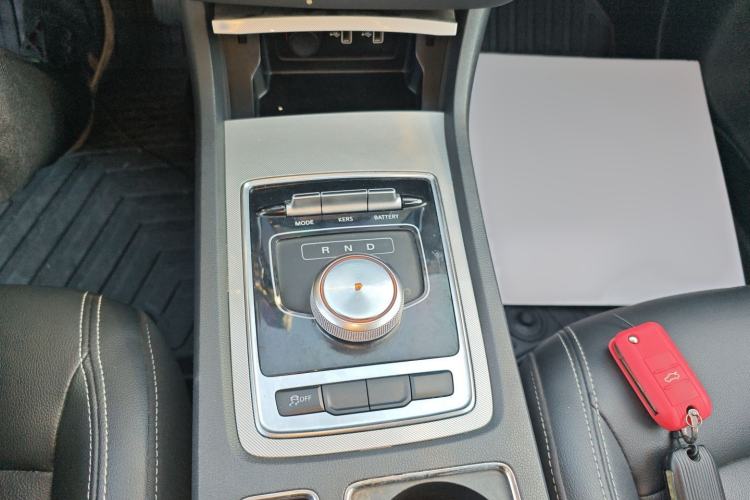 Used Roewe i6 New Energy 2017 45T Hybrid Connect & Smart Enjoyment Edition Gear Lever