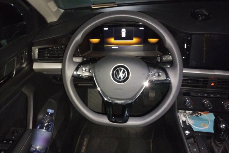 Used Volkswagen Lavida 2022 1.5L Automatic Comfort Edition Steering Wheel