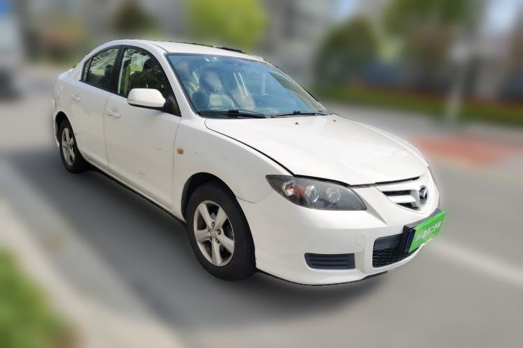 Used Mazda 3 2010 1.6L Automatic Classic Stylish Version Front Right 45 Deg
