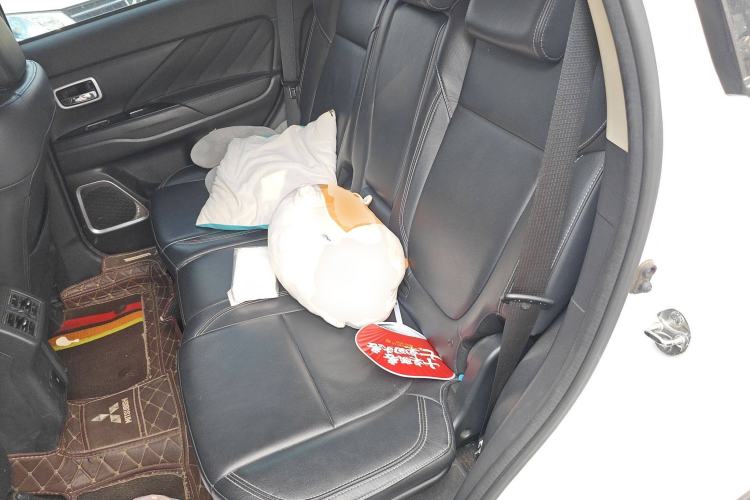 Used Mitsubishi Outlander 2021 2.0L Two-Wheel Drive Comfort Edition 5 Seats