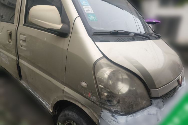 Used Wuling Rongguang 2011 1.2L Comfort Model Front Right 45 Deg