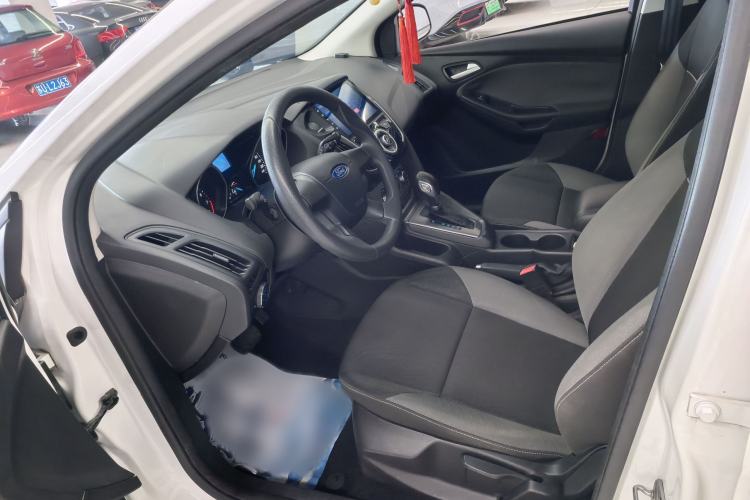 Used Ford Focus 2012 Hatchback 1.6L Automatic Comfort Model
