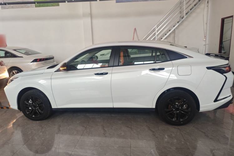 Used Dongfeng Aeolus Yixuan 2025 1.5L Glory Edition