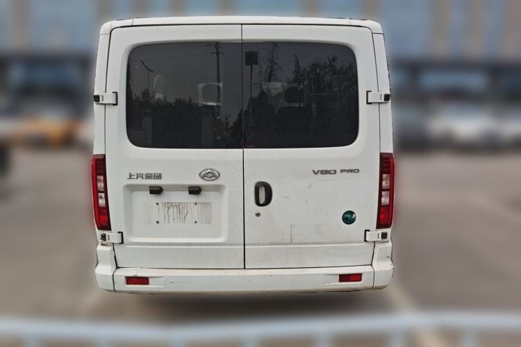 Used SAIC MAXUS Xintu V80 2023 2.0T Manual Classic Aoyuntong Short Wheelbase Ultra-Low Roof 5/6-Seater Rear