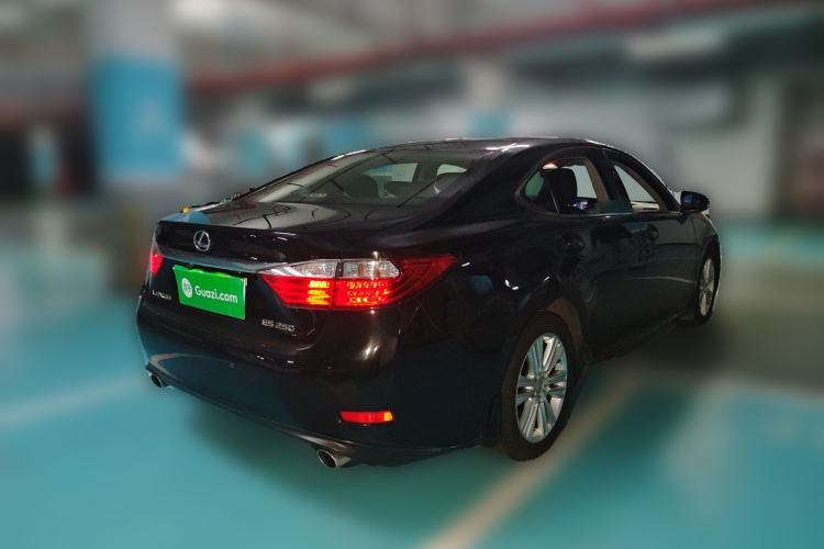 Used Lexus ES 2013 250 Elite Edition
