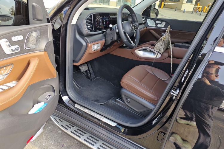 Used Mercedes-Benz GLE 2024 GLE 450 4MATIC Luxury Model
