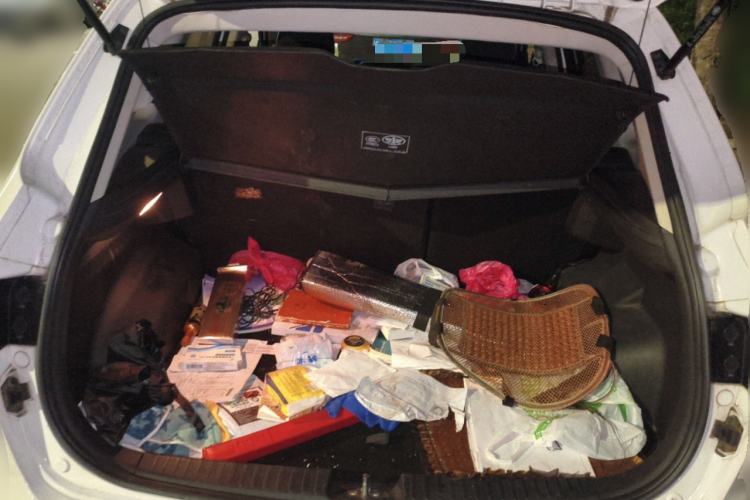 Used Bestune X40 2018 Internet Celebrity Edition 1.6L Automatic Luxury Version Trunk