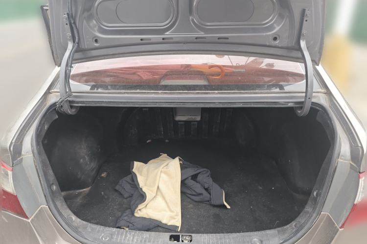 Used Hyundai Celesta 2011 1.6L Automatic Luxury Version
