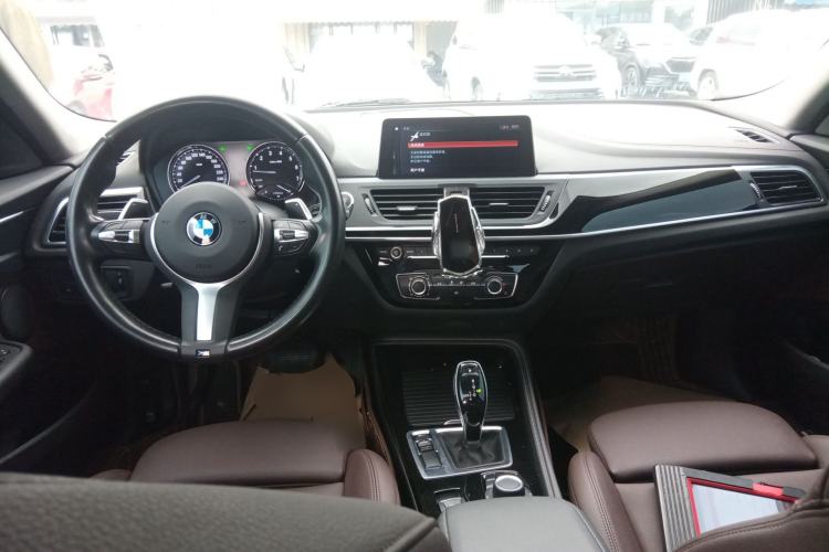 Used BMW 1 Series 2020 125i Leading Model M Sport Package Center Console