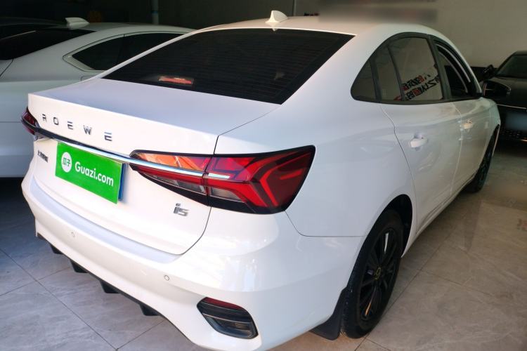 Used Roewe i5 2021 1.5L CVT Platinum Edition
