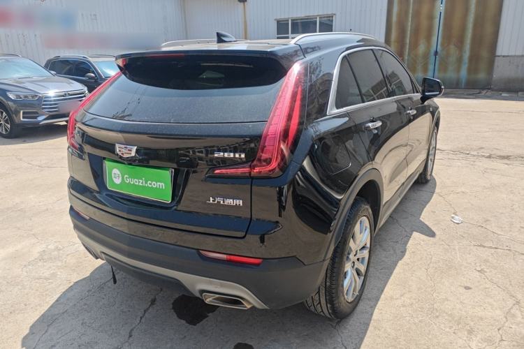 Used Cadillac XT4 2021 28T Two-Wheel Drive Luxury Version Rear Right 45 Deg