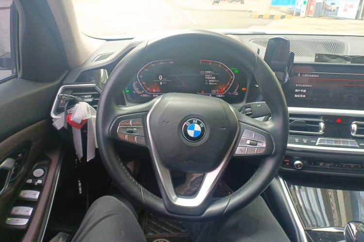 Used BMW 3 Series 2020 325Li First Edition Steering Wheel