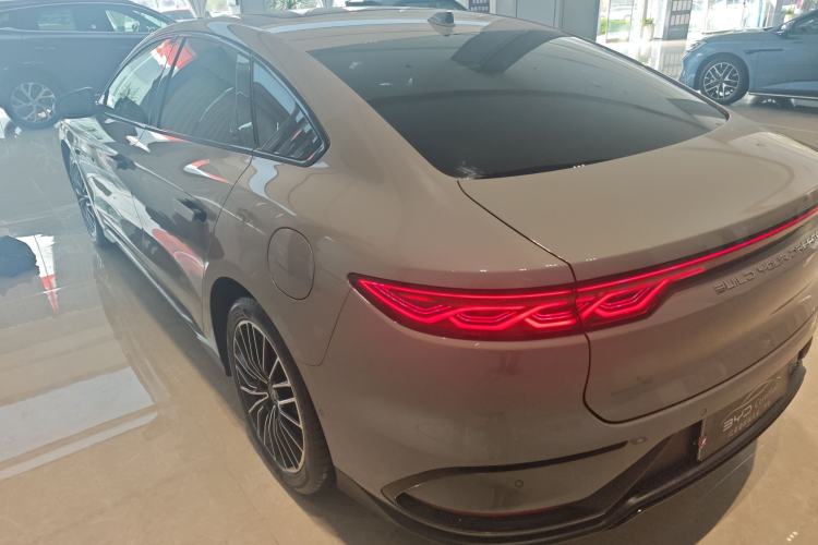 Used BYD Han 2025 DM-i Intelligent Driving Edition 125KM LiDAR Flagship Model Rear Left 45 Deg