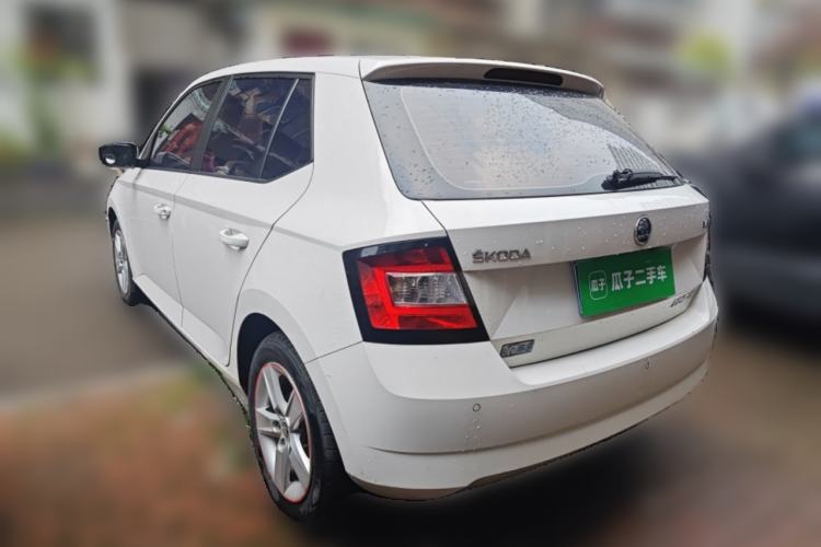 Used Skoda Fabia 2016 1.4L Automatic Car Enjoy Edition