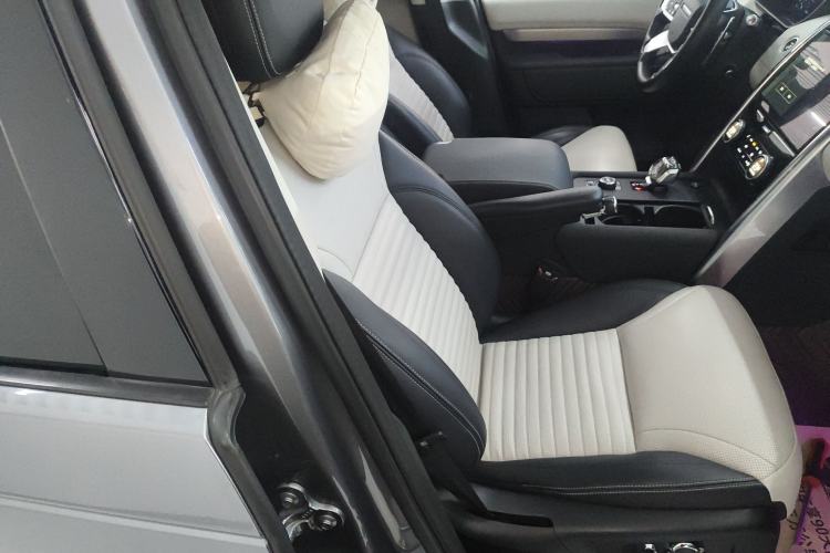 Used Land Rover Discovery 2021 360 PS R-Dynamic SE