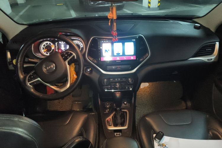 Used Jeep Cherokee 2016 2.4L Professional Edition