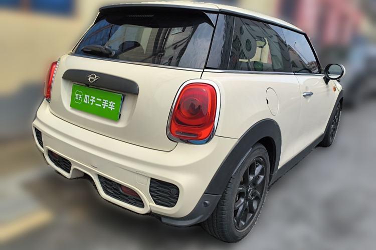 Used MINI 2018 1.5T ONE Rear Right 45 Deg