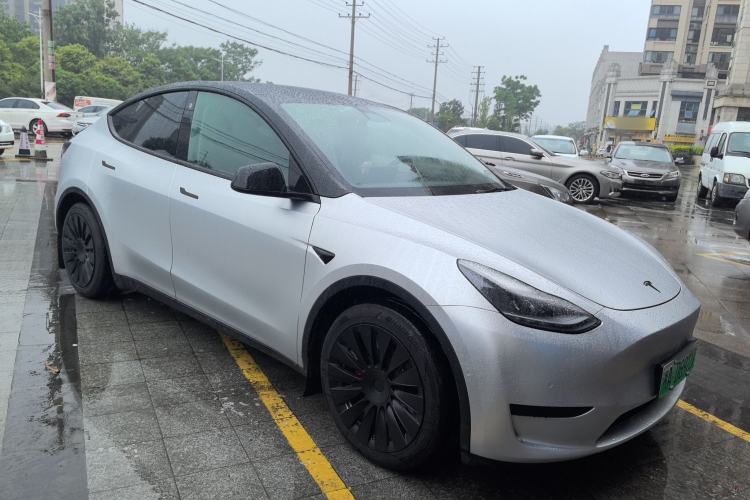 Used Tesla Model Y 2022 Rear-Wheel-Drive Version