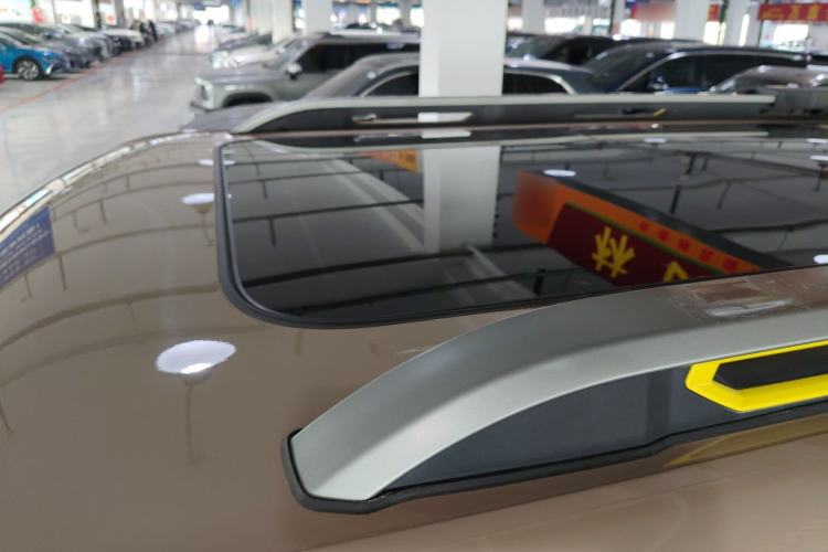 Used JETOUR Traveler 2023 2.0T All-Wheel Drive CrossPRO+
