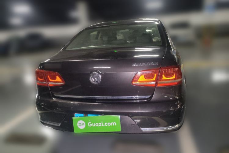 Used Volkswagen Magotan 2013 1.8TSI Premier Model Rear