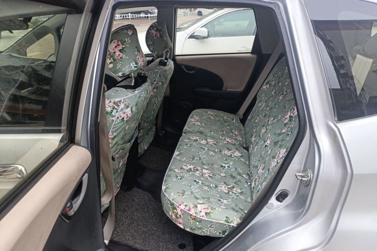 Used Honda Fit 2011 1.3L automatic comfort version