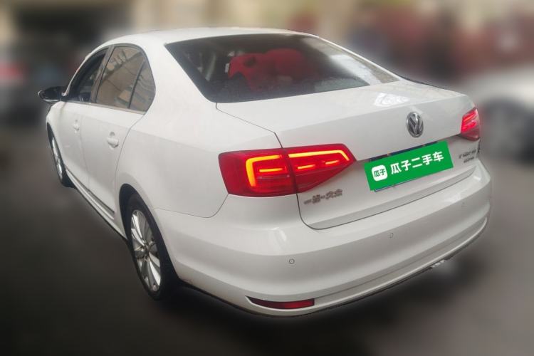 Used Volkswagen Sagitar 2015 230TSI Manual Comfort Version