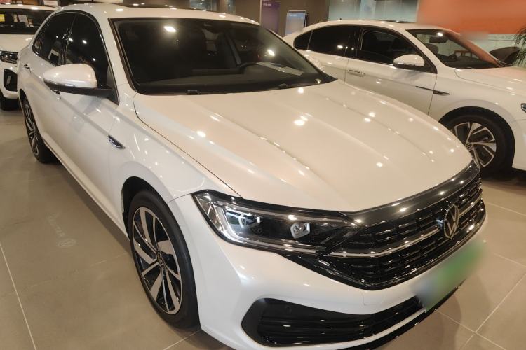 Used Volkswagen Sagitar 2023 300TSI DSG Excellence Edition
