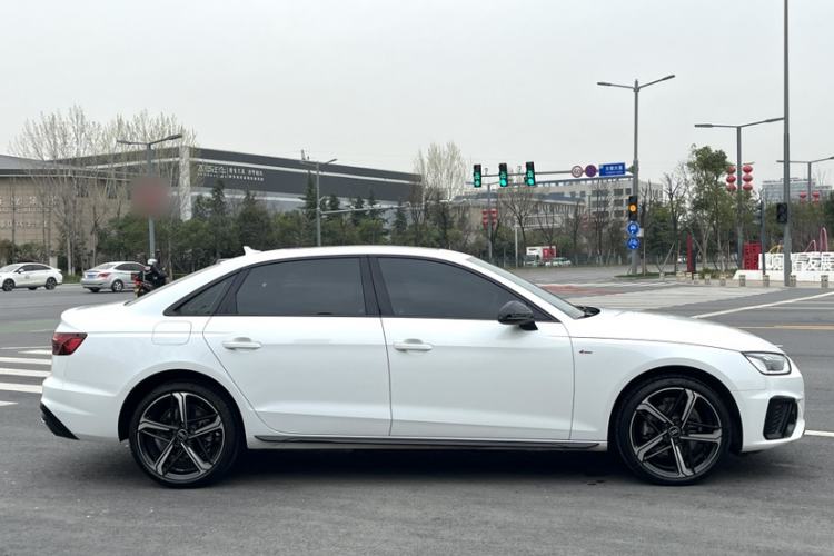 Used Audi A4L 2024 40 TFSI Luxury Dynamic Edition
