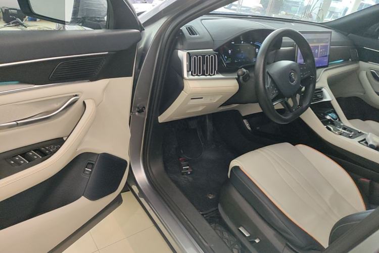 Used BYD Song PLUS New Energy 2021 DM-i 110KM Flagship Model
