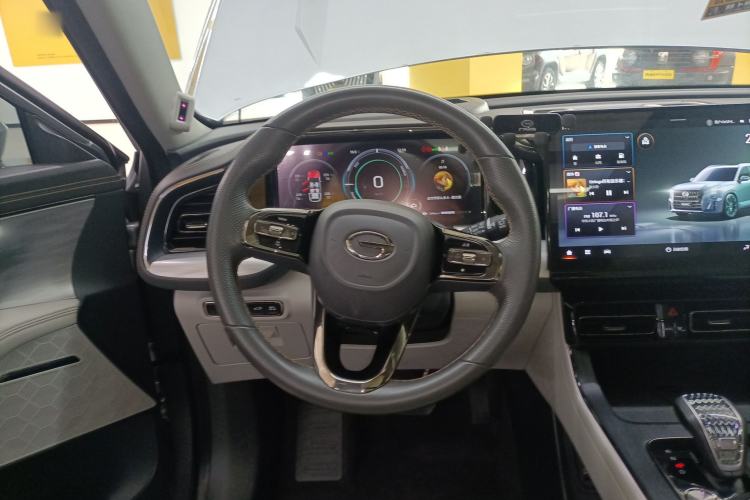 Used GAC Trumpchi GS8 2022 Dual-Engine Series 2.0TM Two-Wheel Drive Prestige Edition (7 Seats) Steering Wheel