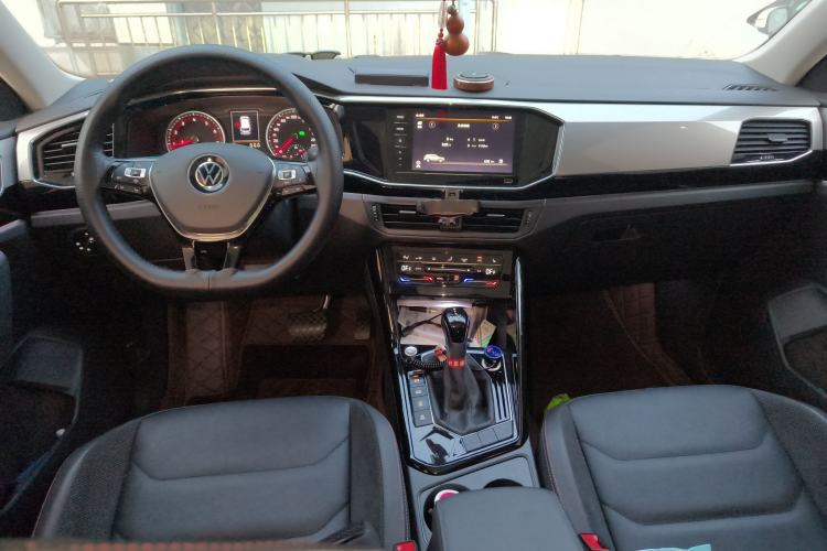 Used Volkswagen Tayron 2020 330TSI Two-Wheel Drive Luxury Smart Connectivity Version Center Console