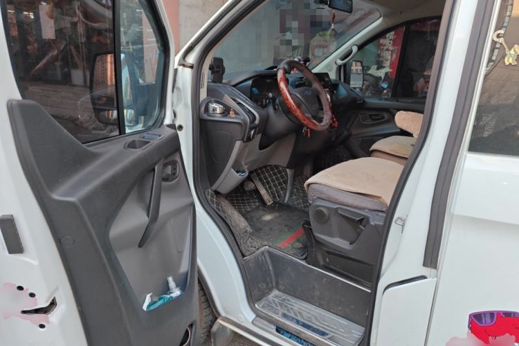 Used Ford Transit 2017 2.0T Gasoline Automatic Multi-Function Commercial Vehicle Short Wheelbase Low Roof China V Standard
