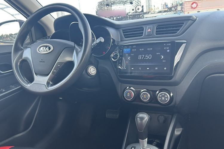 Used Kia K2 2015 Sedan 1.4L Automatic GLS