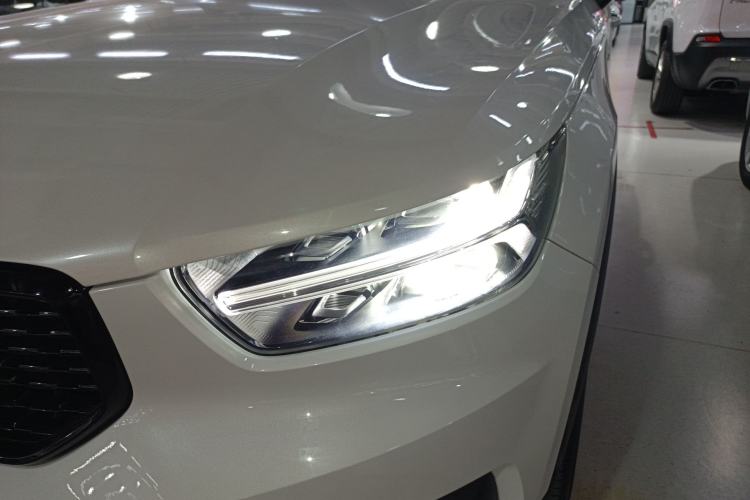 Used Volvo XC40 2021 T4 Four-Wheel Drive Smart & Sporty Edition