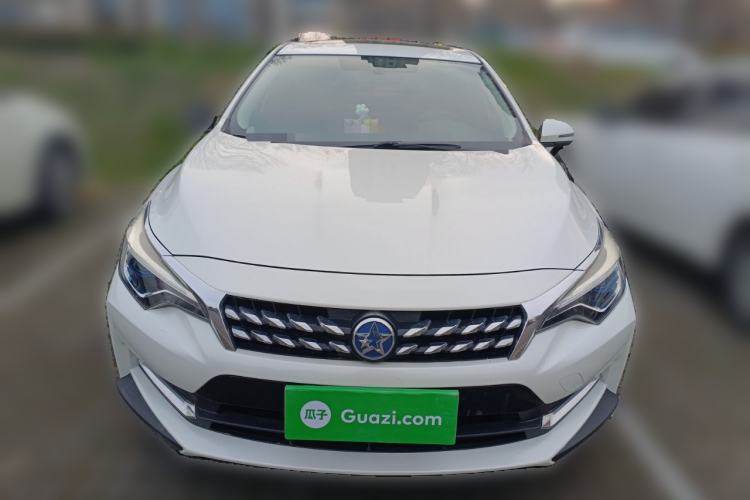 Used Venucia D60 2019 100 000 Glory 1.6L XL Manual Chenku Edition China VI
