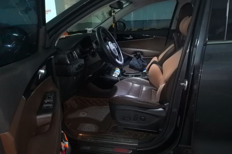 Used Kia Sorento 2015 Sorento L 2.2T Diesel 4WD Elite Edition 7 Seats China IV Standard
