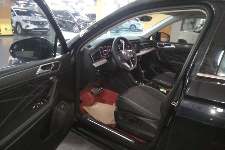 Used Volkswagen Tiguan L 2022 330TSI Automatic Two-Wheel Drive R-Line Enhanced Edition