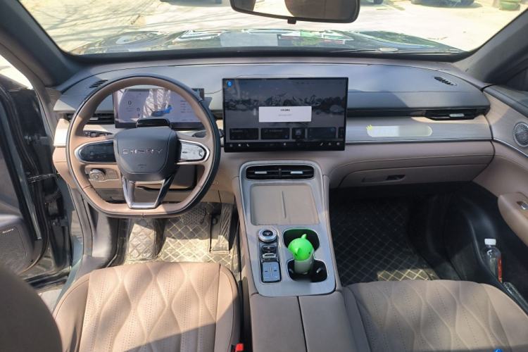 Used Chery Tiggo 8 PLUS 2025 290TGDI DCT Luxury 5-Seater