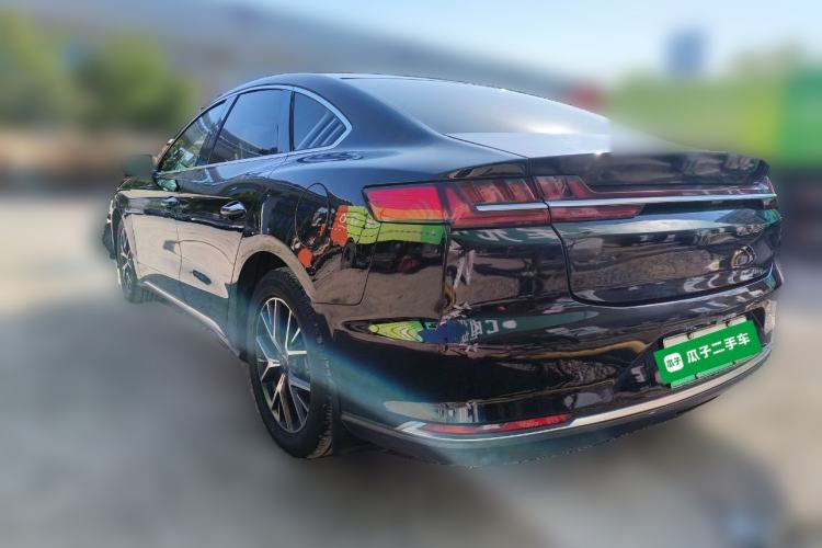 Used BYD e9 2021 Business Edition