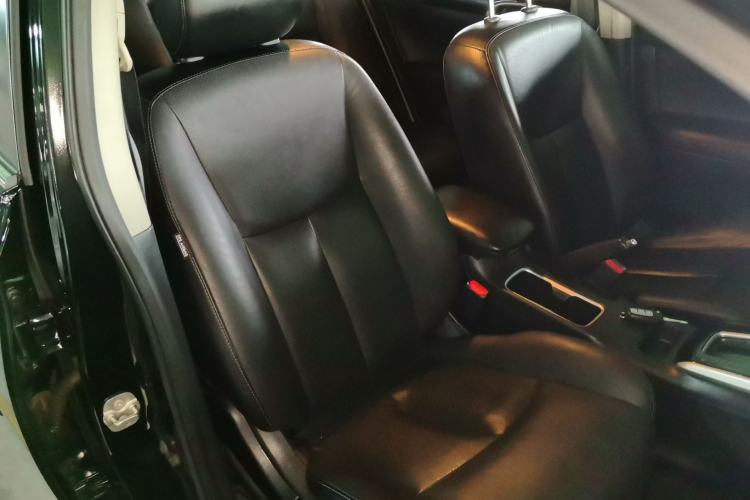 Used Nissan Sylphy 2019 1.6XV CVT Smart Connect Luxury Edition China VI Standard Right Front Seat