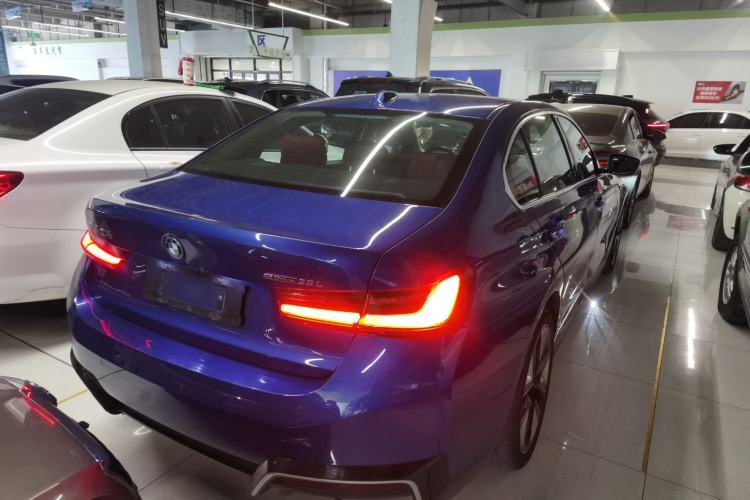 Used BMW i3 2022 eDrive 35 L
