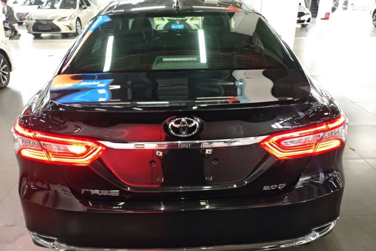 Used Toyota Camry 2023 2.0G Luxury Edition