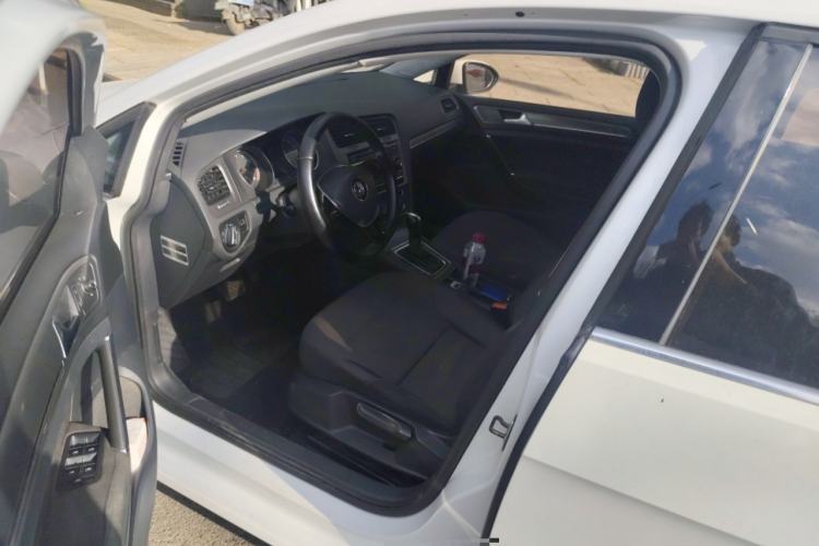 Used Volkswagen Golf 2014 1.4TSI Automatic Comfort Model Driver Seat